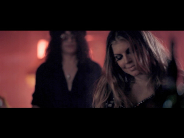 Beautiful Dangerous (feat. Fergie) - Unedited