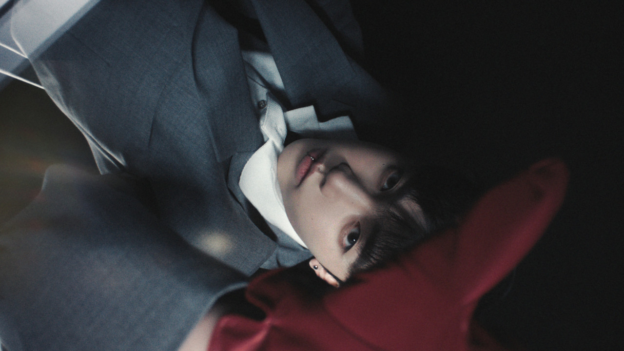 AND2BLE (앤더블) 'Curious' MV