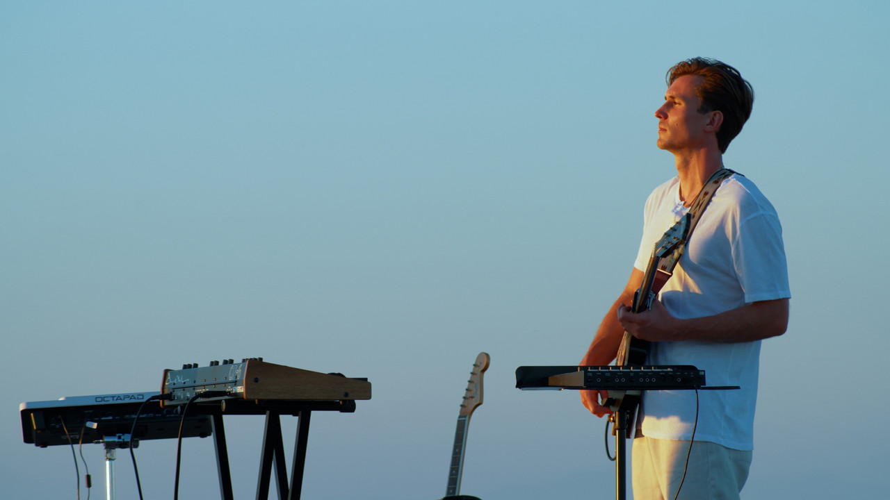 Sunrise (feat. Madeline Megery) - Live Performance