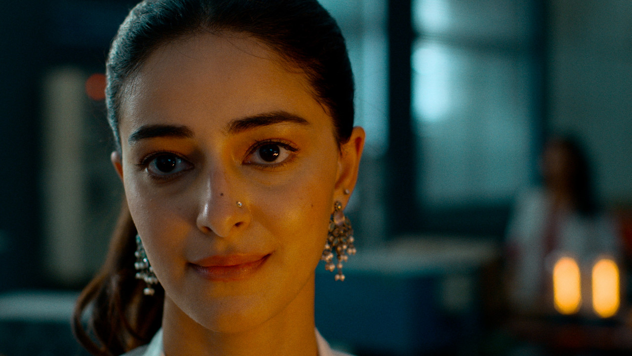 Khasiyat (From "Chand Mera Dil")