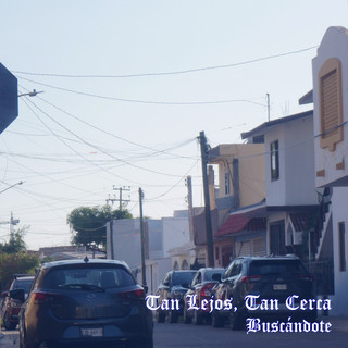 Tan Lejos Photo