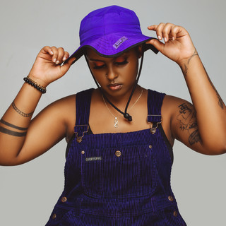Ariel Wayz Photo