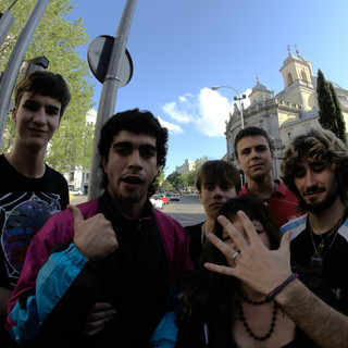 Basura Auditiva poster