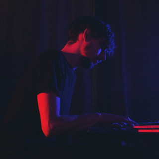 Max Telaer cover
