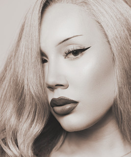 MAGDA C
