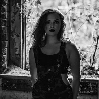 Victoria Morgan Photo
