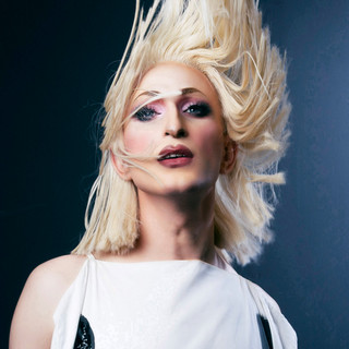 Liz Dust