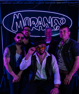Moranes