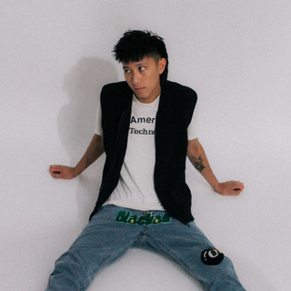 KLAXX Photo