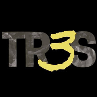 Tres