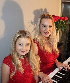 Kristina Lovise Eriksen & Vanessa Eriksen