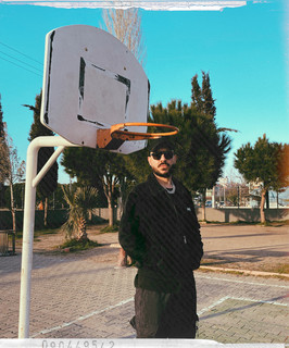 AKT