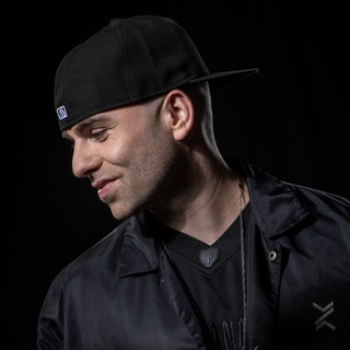 Hansen Tomas artist photo