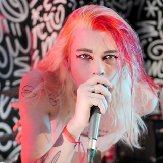 Fiona Liquid Photo