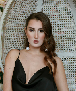 Alivia