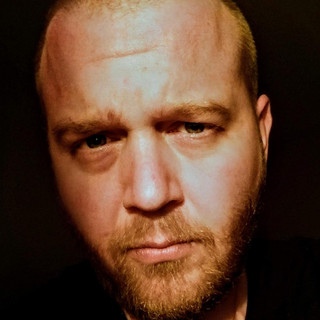 Noah Avery Photo