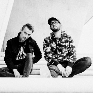 (Mikes) Mijal & White Photo