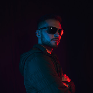 Lauzz cover