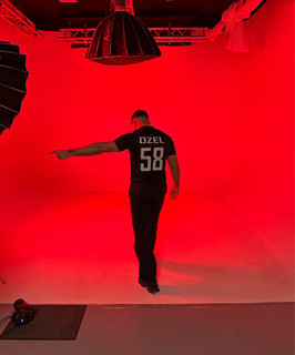 Ozel