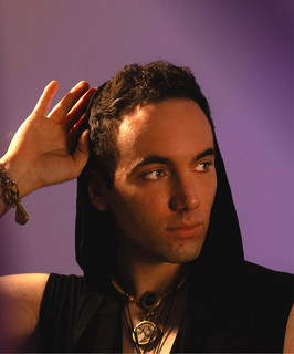 Enrique James