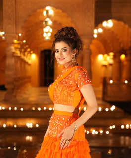 Palak Muchhal poster