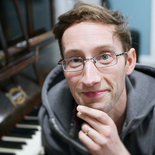 Andy Lowe Photo