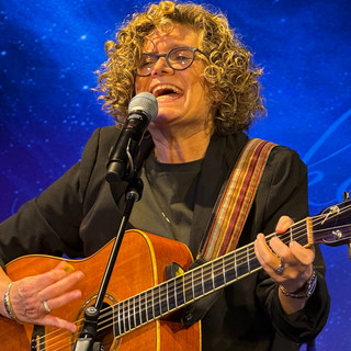 Beth Schafer artist photo