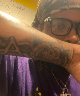 Que