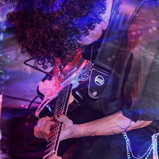 Alec Knut artist photo