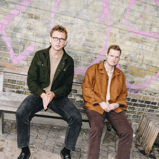 alt det der drukner poster