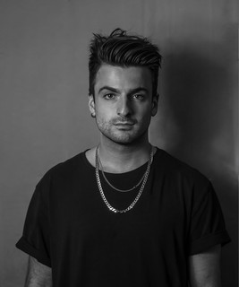 Alec Chambers Photo