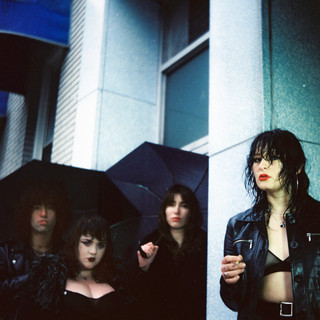 Miranda and the Beat Photo