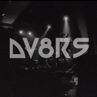DV8RS