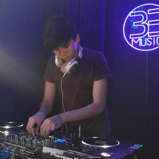 RGZ DJ poster