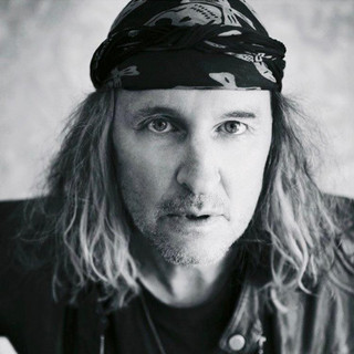 Chris Von Rohr artist photo