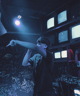 Young Flur