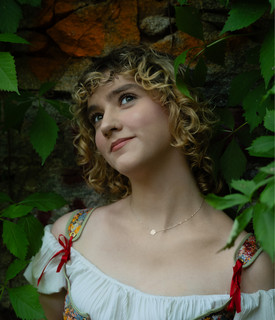 Annie Stirling