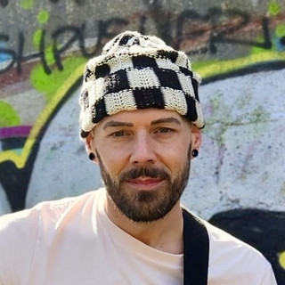 Simon Scott