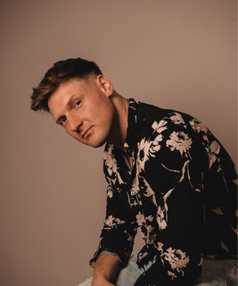 Tom New Photo
