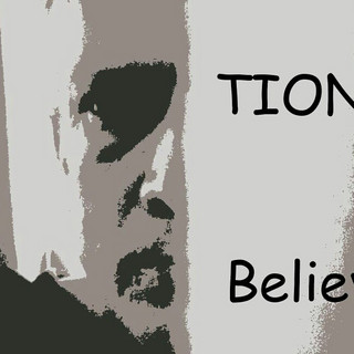Tionga Photo