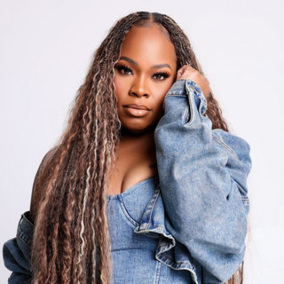 Tasha Cobbs Leonard