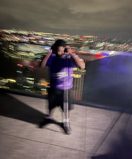 AD.