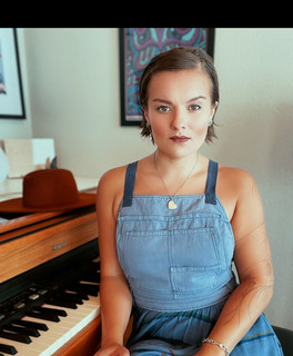 Julia Chisholm