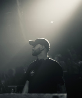 Raxeller Photo