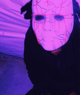 whoiszari