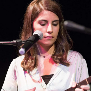 Dilan Akıncı Photo