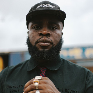 M.anifest