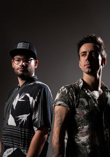 Abstraal cover