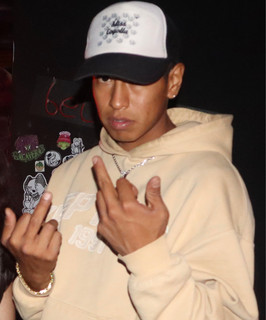 Uzzi-E