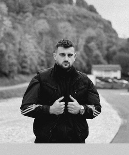 SV